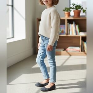 Bloch Girl's Suede Ballerina Flats  Size: 1 US (CHILD) Navy